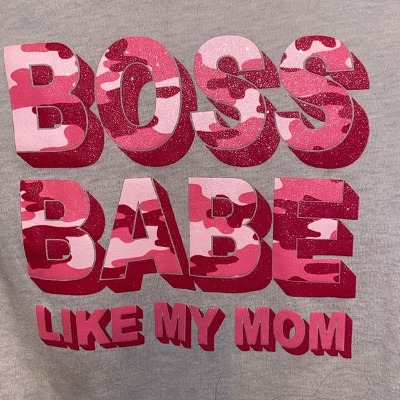 3 for 15 Children’s Place t-shirt BOSS BABE like my Mom - Picture 3 of 5